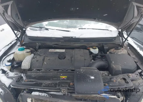 2011 Volvo Xc90 3.2 from USA, damaged, VIN YV4952CZ4B1582886